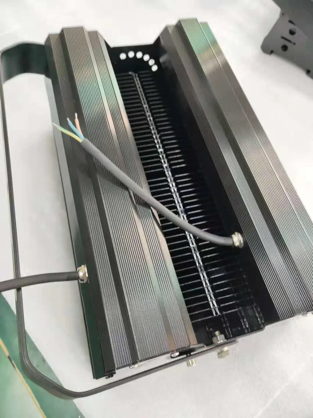 250w