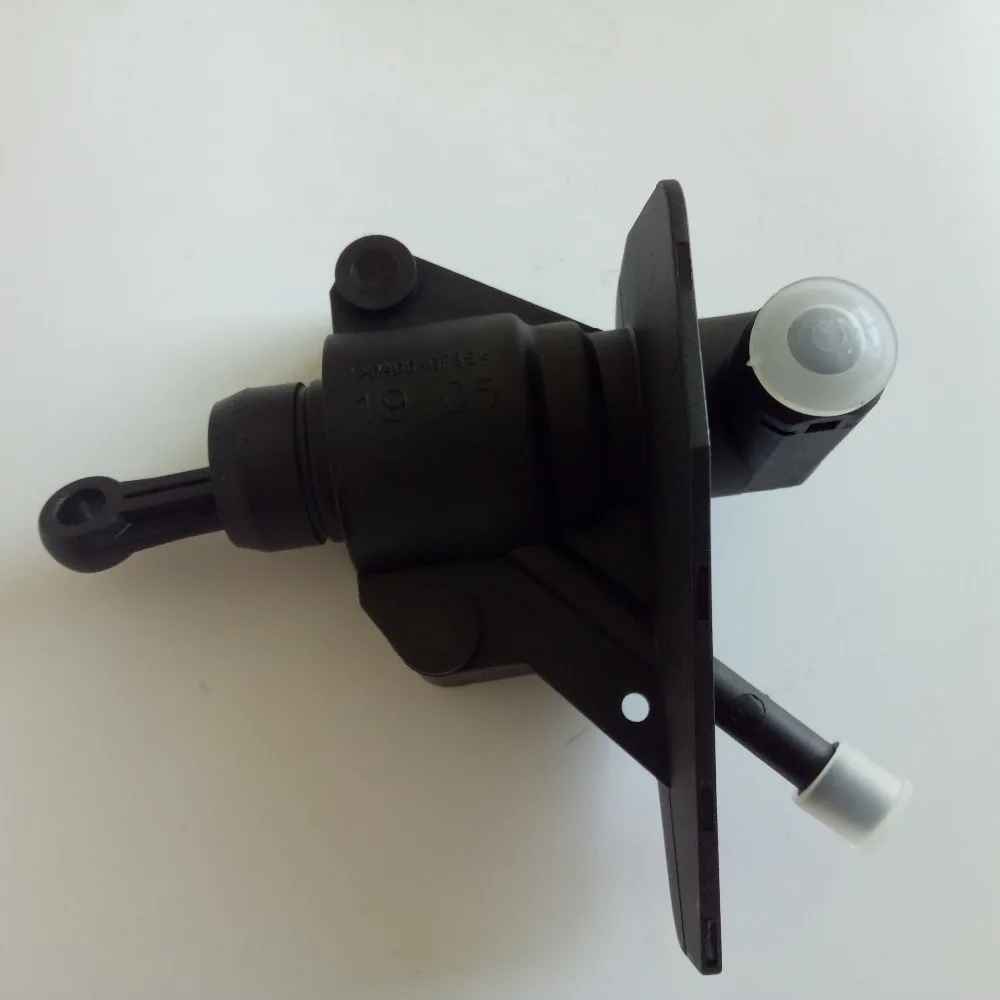 

Clutch Master Cylinder For F ORD F IESTA 1995-2002 OEM 1073706, 1219805, XS61-7A543-AA, XS61-7A543-AB, XS61-7A543-AD