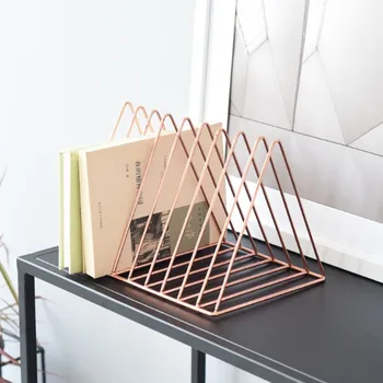 

Scandinavian Rose Gold Luxury Bookshelf Metal Geometry Newspapers and Magazines Storage Rack Gold Home Decor Shelf L3135