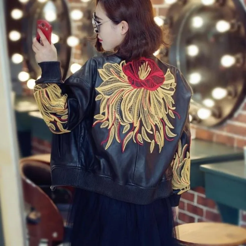 

New Leather Jacket Embroidery V-neck Jaqueta De Couro Women Basic Coats 7CT006