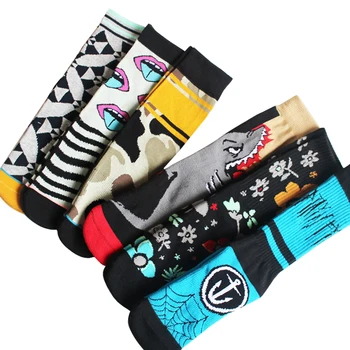 

Wholesale 60 Pairs Shark Spider Web Knee-High Boat Anchor Casual Personality Knee-High Funny Girl Unisex Student 200N