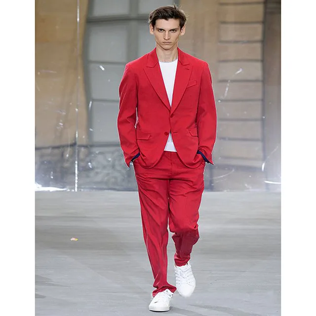 993 Fashion costume homme Bespoke Man Wears Red Peak Lapel men suit Blazers Mens Performing Suits (Jacket+Pants)