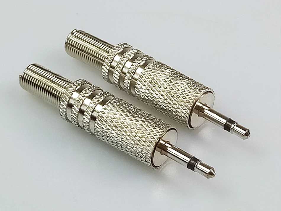 2.5mm male plug (1)