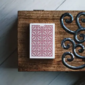 

Daniel Madison Revolvers Playing Cards Deck Limited Ellusionist Magic Props