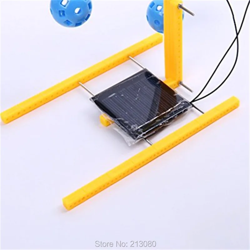 Solar Power Rotatable Ferris Wheel Fun 3D Metal DIY Miniature Model Kit  For Children Educational Toy (3)