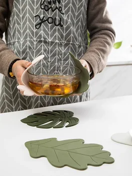 

Home Dining Table Mat Anti-Scalding Silicone Coasters Nordic Kitchen Pot Mat Heat-Resistant Placemat Insulation Mat