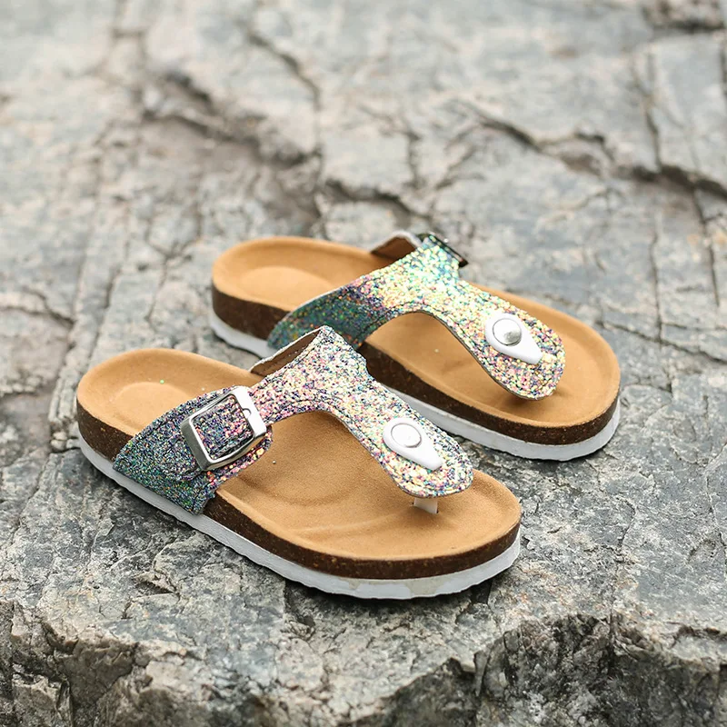 Новые детские тапочки летние пляжные детские пробковые сандалии с блестящими пайетками для семьи леопардовые туфли на плоской подошве для девочки Тапочки