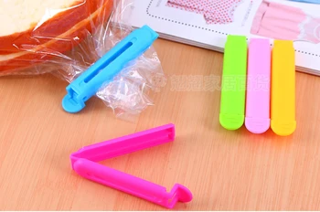 

1pcs Food sealing folder kitchen food sealed milk powder fresh snacksealing device
