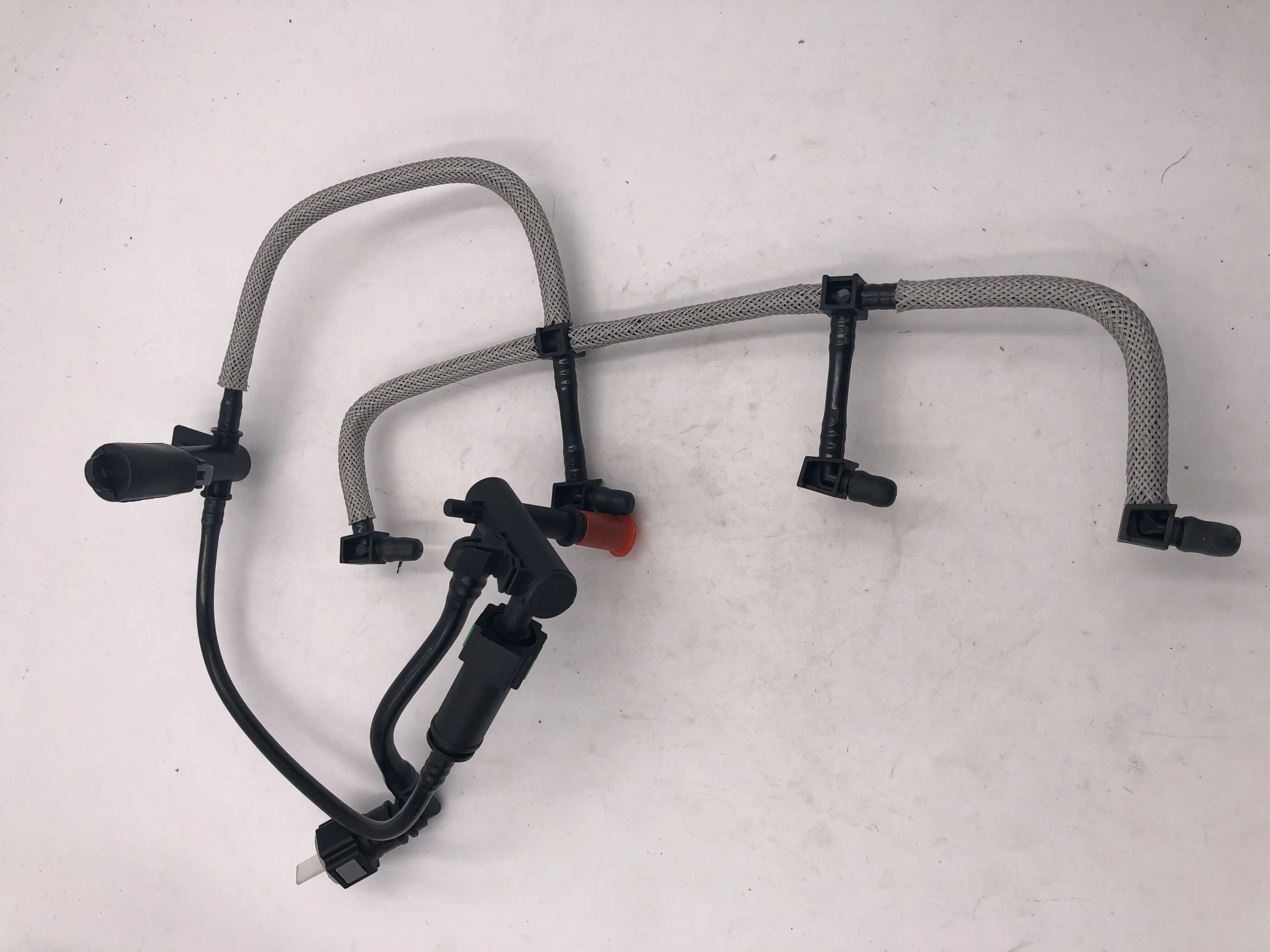 FITS FORD FOCUS MONDEO TRANSIT TRANSIT CONNECT REMAN FUEL RAIL SENSOR SJFRS7RFO FITS FORD FOCUS MONDEO TRANSIT TRANSIT CONNECT REMAN FUEL RAIL SENSOR SJFRS7RFO
