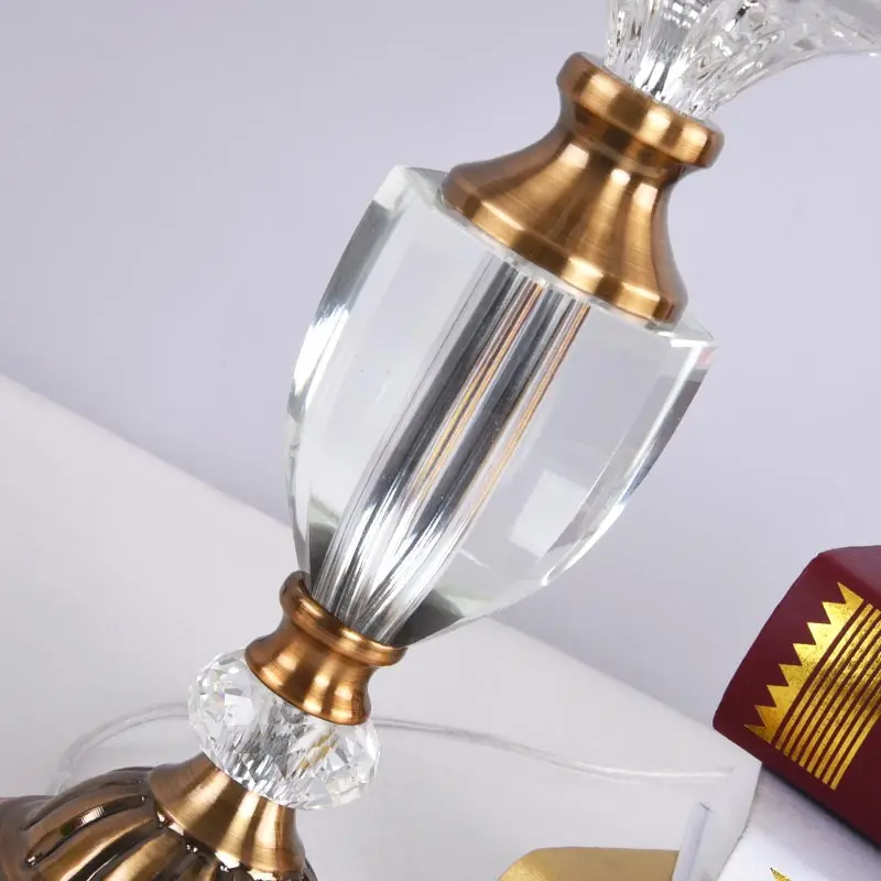 Antique-Brass-Luxury-Modern-Crystal-Table-Lamp-Fabric-Lampshade-Living-Room-Bedroom-Bedside-Table-Lights-Home (3)