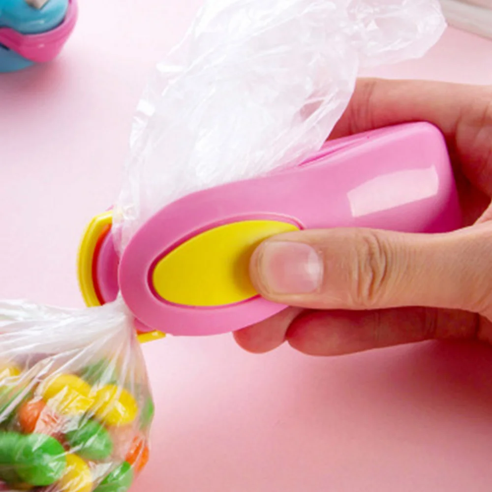

Portable Plastic Bag Heat Sealing Machine Tool Mini Sealer Tool Manual Food Package Sealer Kitchen Seal Supplies Cute Gadgets