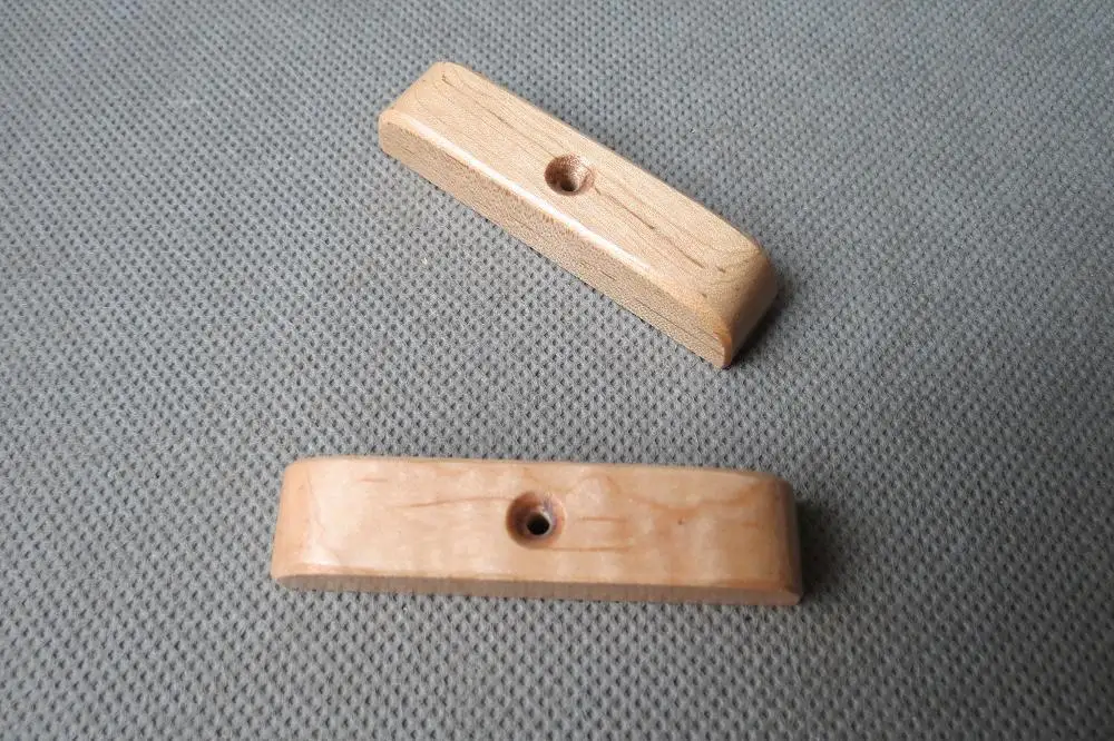 

2PCS MAPLE WOOD THUMB REST FOR BASS GUITAR thumbrest #243