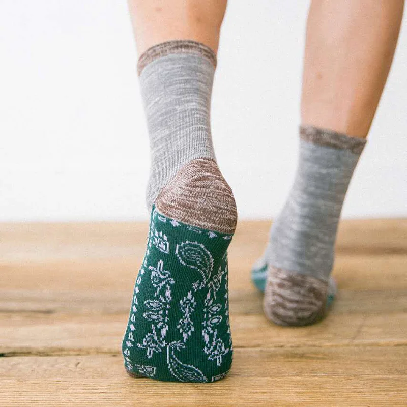 

Retro style men happy socks deodorant sweat-absorbent winter new tube socks cotton thick casual Keep warm Ethnic man sock