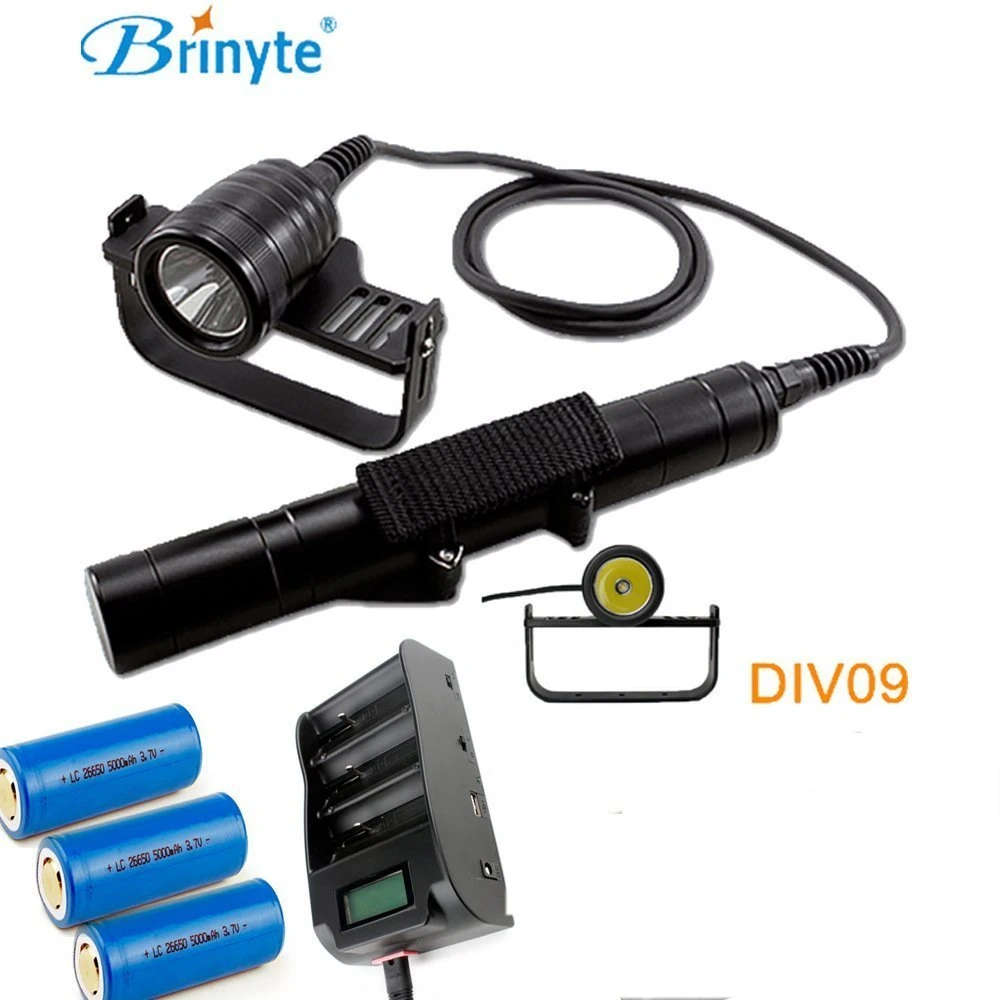 

Brinyte DIV09 LED Dive Light CREE XML2 1000lm LED Scuba Diving Torch Flashlight 200M Underwater Lamp + battery + charge