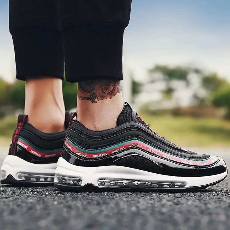 

Sneakers women Air mesh Breathable Brand shoes Large size 39-44 Female sneaker Wear-resistant Non Slip Sneakers on the platform