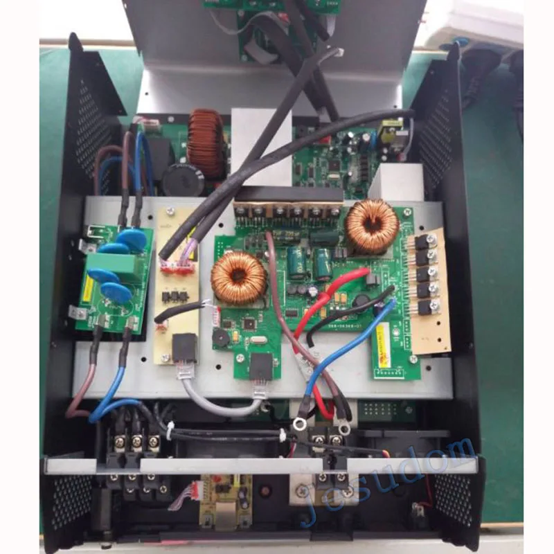 3KVA солнечный гибридный инвертор Встроенный 24V40A MPPT Контроллер заряда для 1000 Вт