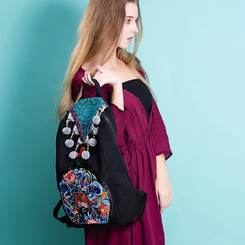 Naxi. Hani эксклюзивный этнический вышитый женский рюкзак, винтажный черный парусиновый повседневный рюкзак для путешествий ручной работы с помпоном