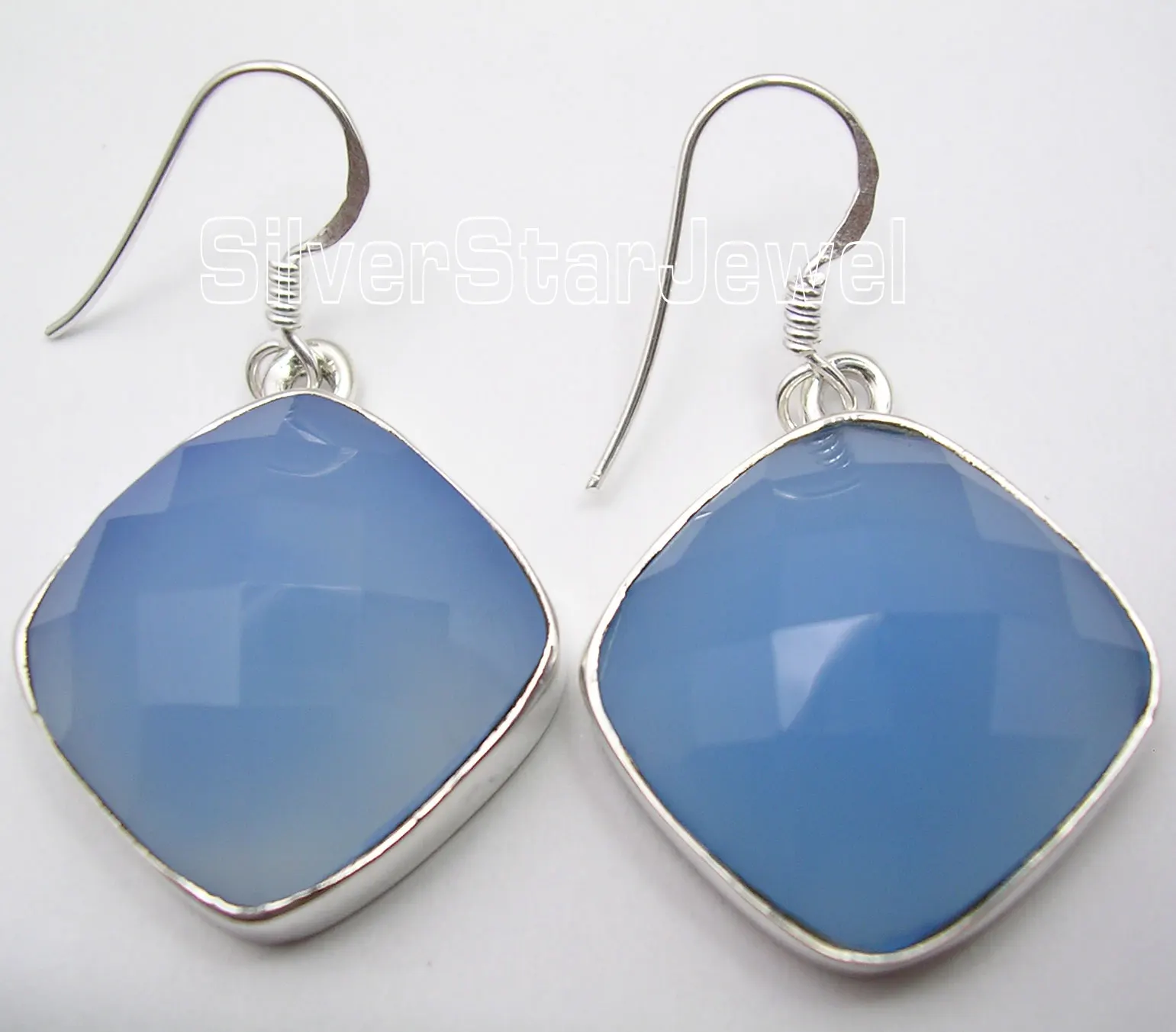 

Chanti International Gift !! Silver SQUARE CUT CHALCEDONY GIRLS' Earrings 4 CM NEW