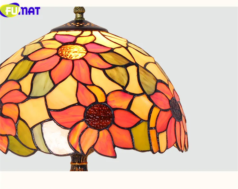 Tiffany Stained Glass Table Lamp15
