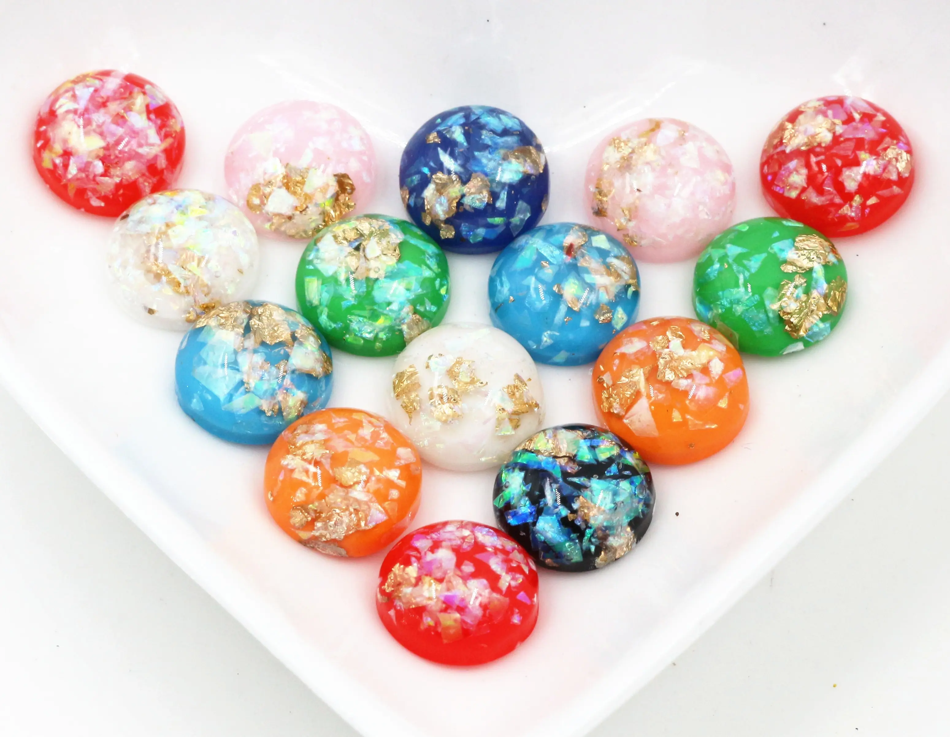 

New Fashion 40pcs 12mm Mix Colors Flat back Resin Cabochons Cameo-