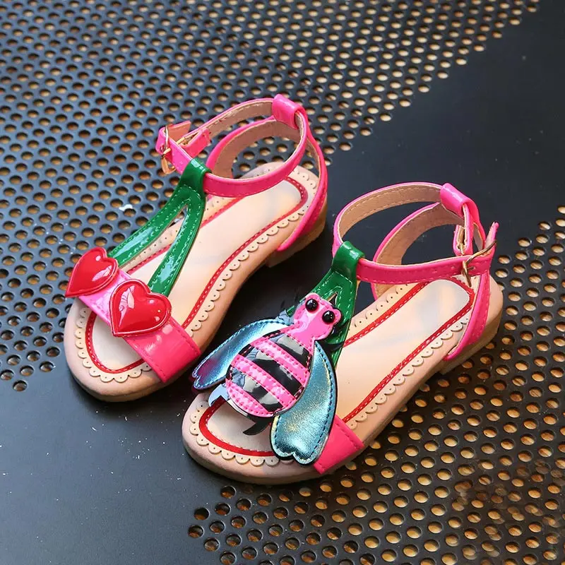 Летние сандалии для девочек; детская пляжная обувь; детская обувь; обувь для малышей с рисунком вишни и пчелы; лакированная кожа; для детей 1-8 лет - Цвет: rose