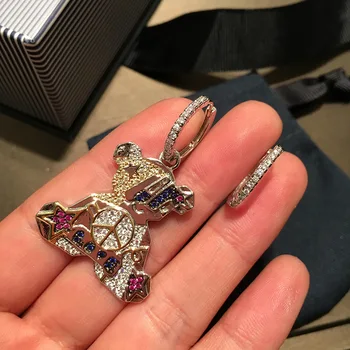 

UMGODLY Brand Asymmetric Cute Bear Pop Earrings Colorful CZ Zircon Women Fashion Love Peace Symbol Jewelry April New Arrival