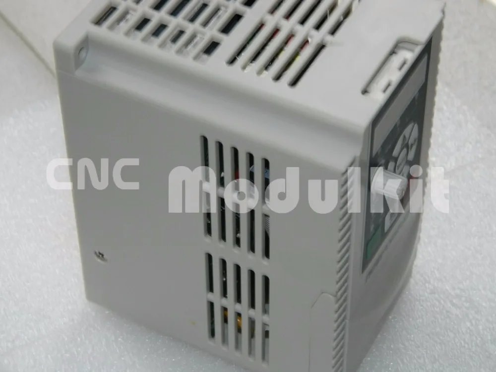 Шпиндель с ЧПУ VFD SPPED CONTROL D100S2R2B инвертор 2 кВт 220/380 в драйвер гравировки