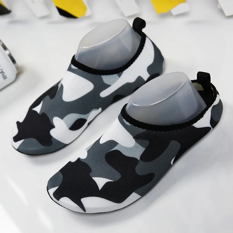 JawayKids удобная эластичная обувь для Для женщин и Для мужчин воды детей шлепанцы для Плавания детская пляжная обувь Человек туфли