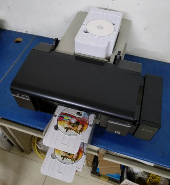 Автоматическая промышленная CD DVD диск ПВХ Карта струйная печатная машина для Epson L800 принтер с 50 CD лотков и 2PVC лотков для карт