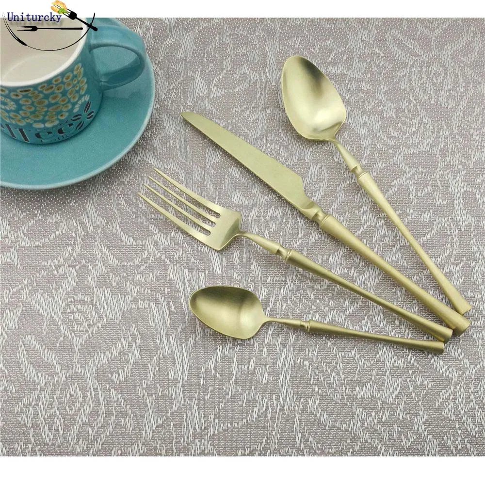 Luxury Western Style Colorful Champagne Gold Dinnerware Set 304