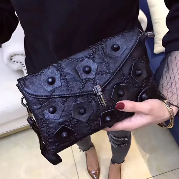 

Women's small handbag 2017 day clutch fashion flower envelope bag casual shouldercross-body small clutch bag guolao259