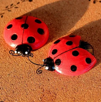 

Free Shipping! 6pcs/lot Hot Selling Red Ladybug Design Resin Magnets Fridge Magnets Memo Stickers Holder Home & Fridge Decor