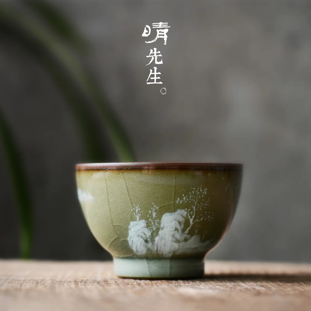 

free shipping Jingdezhen Guanyao master cup kung fu tea set large single cup iron tire Longquan celadon tea cup hand-carved
