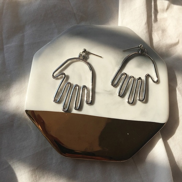 Fashion Abstract Hollow Face Palm Drop Earrings For Women Gold/Silver color Metal Style Dangle Earring Girls Jewelry