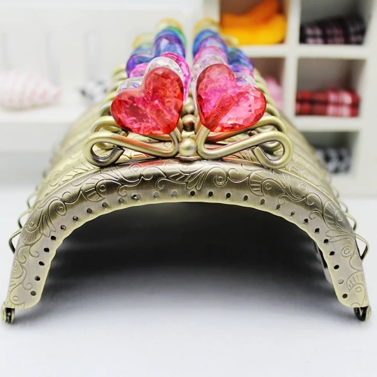 

10.5CM 5PCS Bronze Embossing Purse Frame Heart Crystal Diamond Head Coin Purse Metal Frames Cluth DIY Sewing Bag Accessories