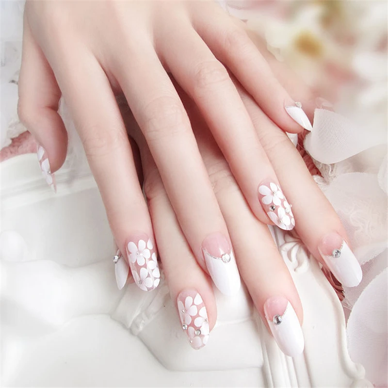 накладные ногти. накладные ногти nail art. ногти для невесты. маникюр накладные ногти. свадебные накладные ногти.