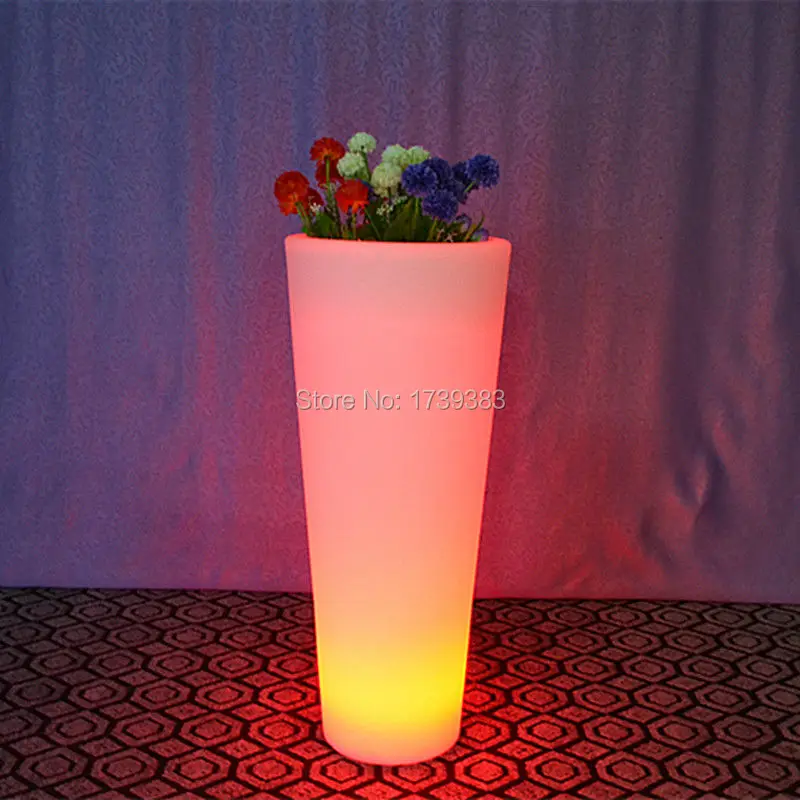 slonglight3-illuminated pot
