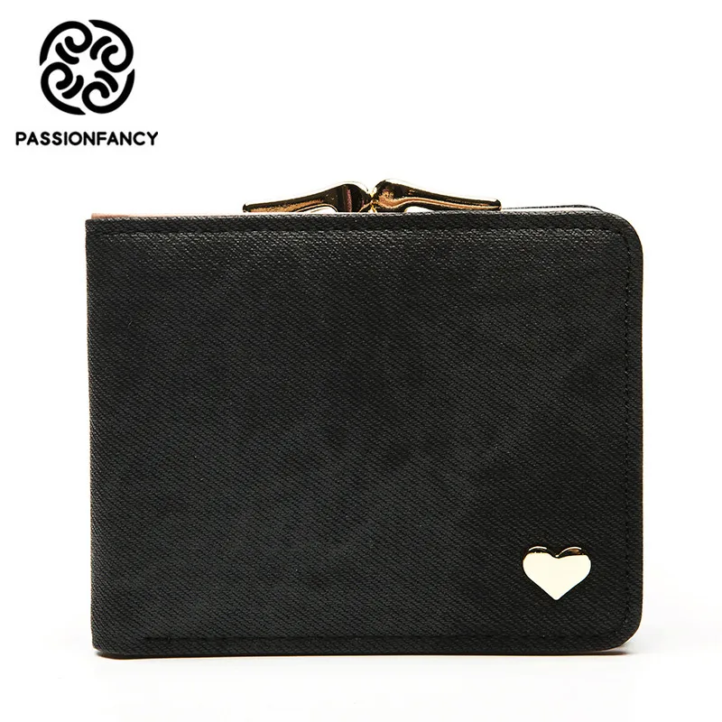 

2018 Brand Designer Heart Women Wallet Bags Patent Leather Button Clutch Purse Lady Short Handbag Bag with Coin Pockets