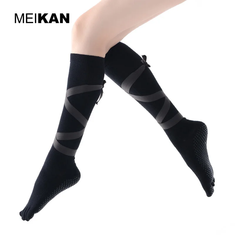 MKYG1809 MEIKANG Брендовые женские длинные носки для йоги с ремешком, силиконовые Нескользящие высококачественные профессиональные Yaga Sox