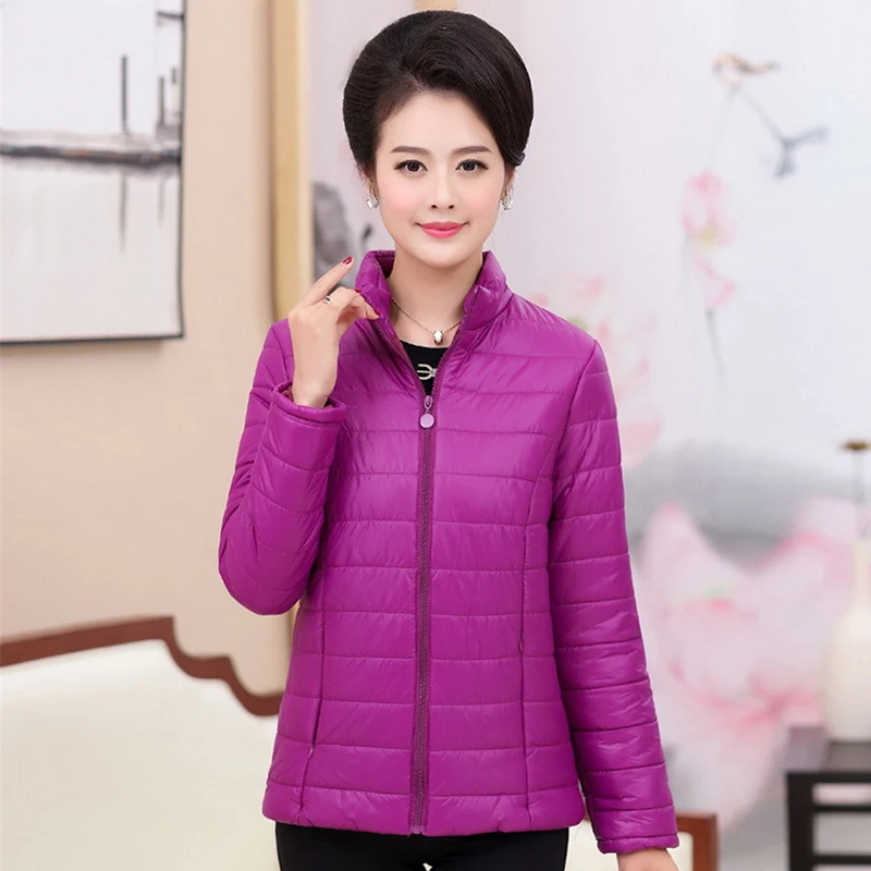 زائد حجم 4XL 5XL جدا ضوء أسفل سترة قطن النساء 2018 الأزياء الشارع الشهير البيسبول سترة الشتاء عارضة لباس خارجي يندبروف