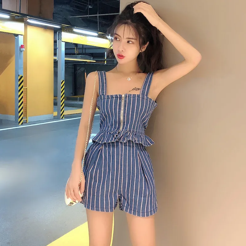 

Casual Striped Denim Set Two Piece Short Set For Women Front Zipper Peplum Crop Top and Shorts Sets Outfits