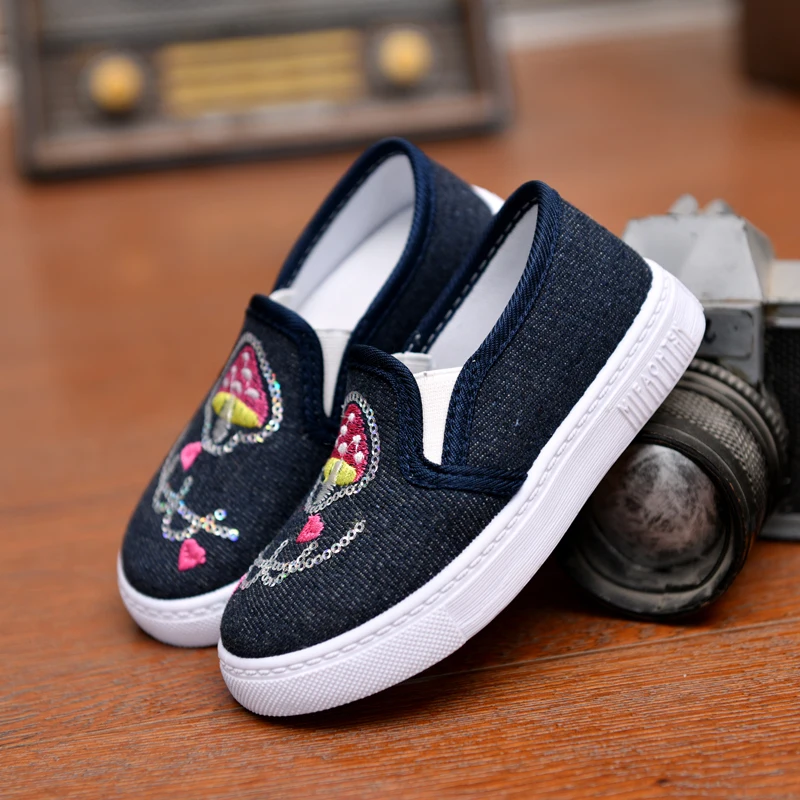 

Girls Canvas Shoes Spring Autumn Children's Sequins Shoes Kids Flat Shoes Baby Casual Shoes