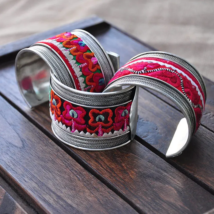 Vintage embroidery Bangle National Chinese handmade ethnic bracelet