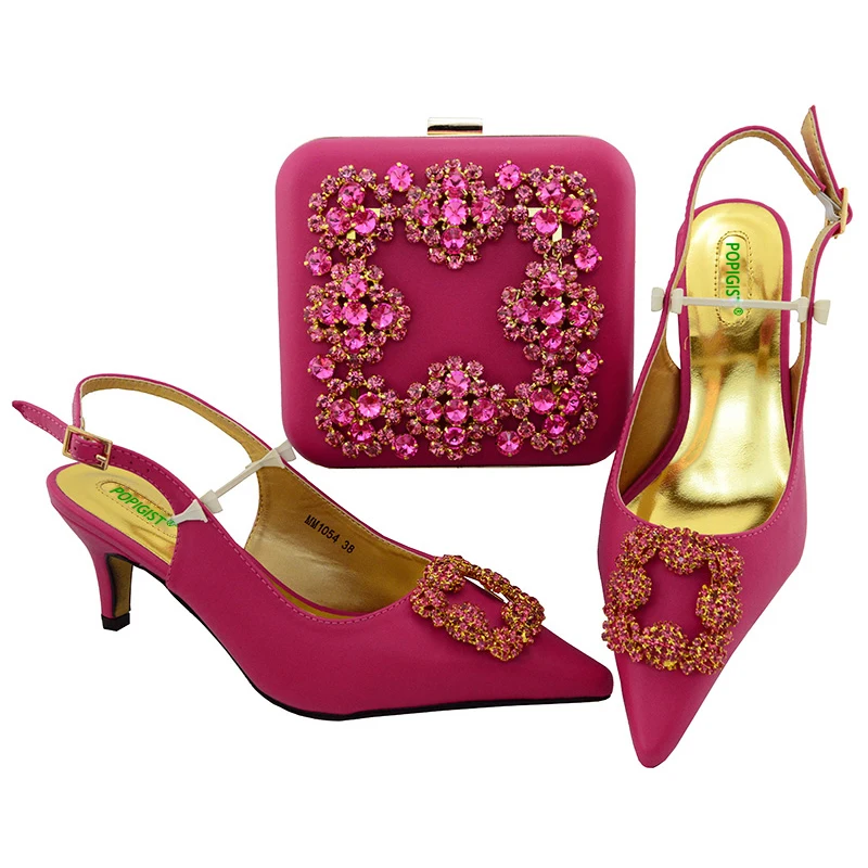MM1054 Fuchsia