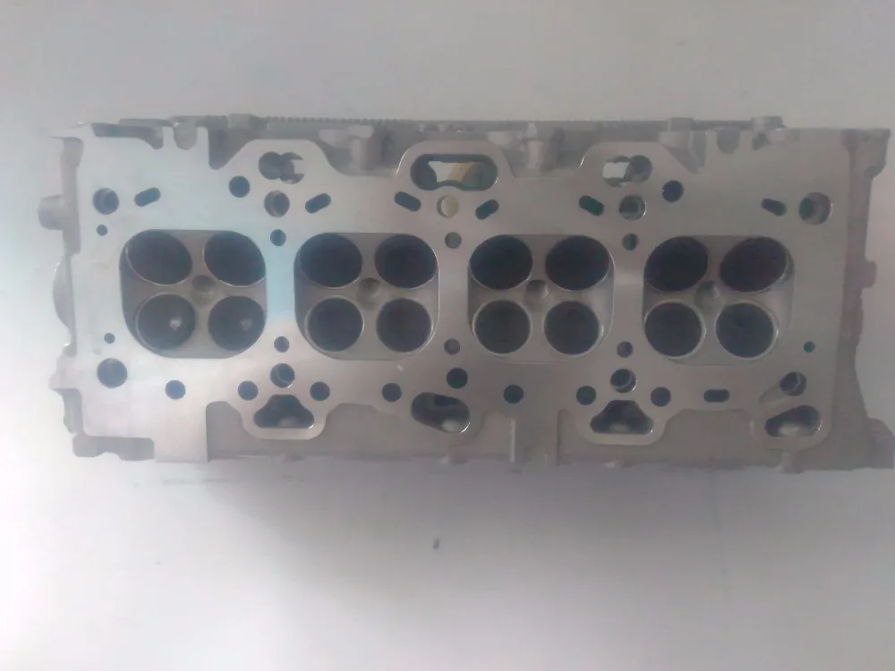 4G64 16V 2.4L SOHC Complete Assembled Cylinder Head For Mitsubishi