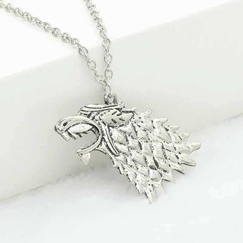 Game of Thrones Stark Roaring Wolf Head Pendant Silver Necklace for Women Men Game of Thrones Stark Roaring Wolf Head Pendant Silver Necklace for Women Men