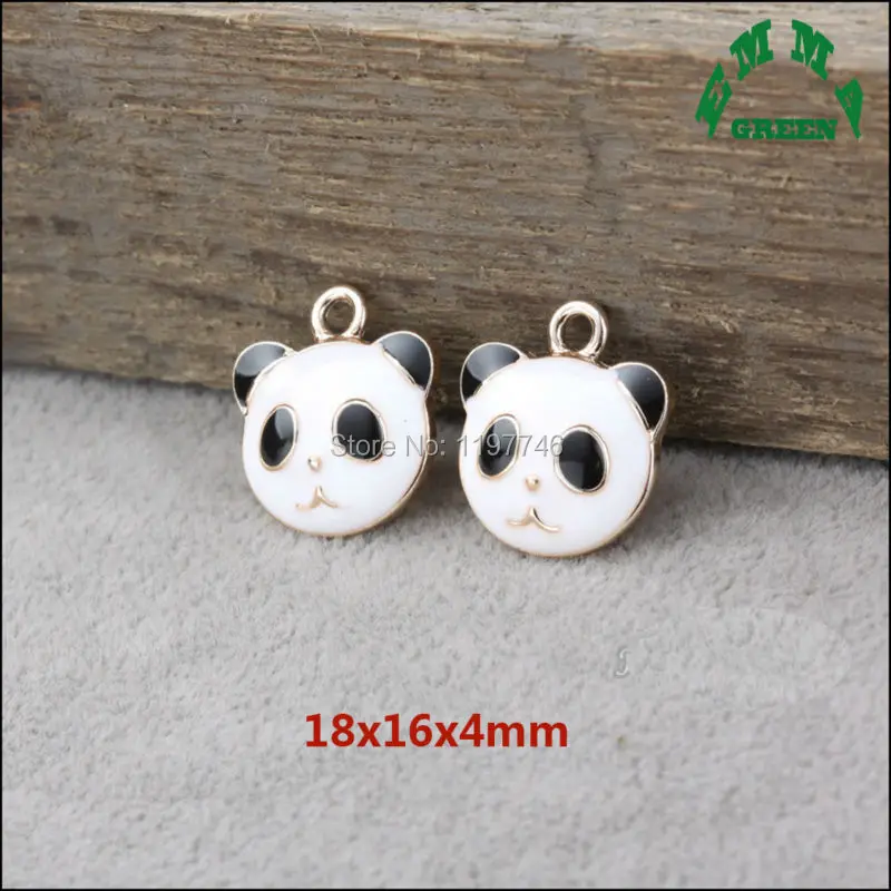 

Cute Lovely Pendant Black White Enameled Animal Panda Bear Claw Paw Charms DIY Metal Bracelet Necklace Jewelry Findings 2019