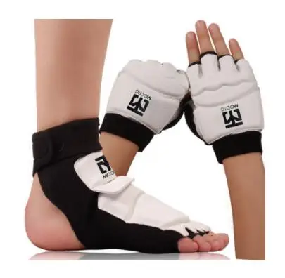 

Free shipping 1 Set MOOTO TaeKwonDo Sparring MMA Foot Guard Hand Protector mooto Socks & Hand Gloves Gear Tae Kwon Do protector