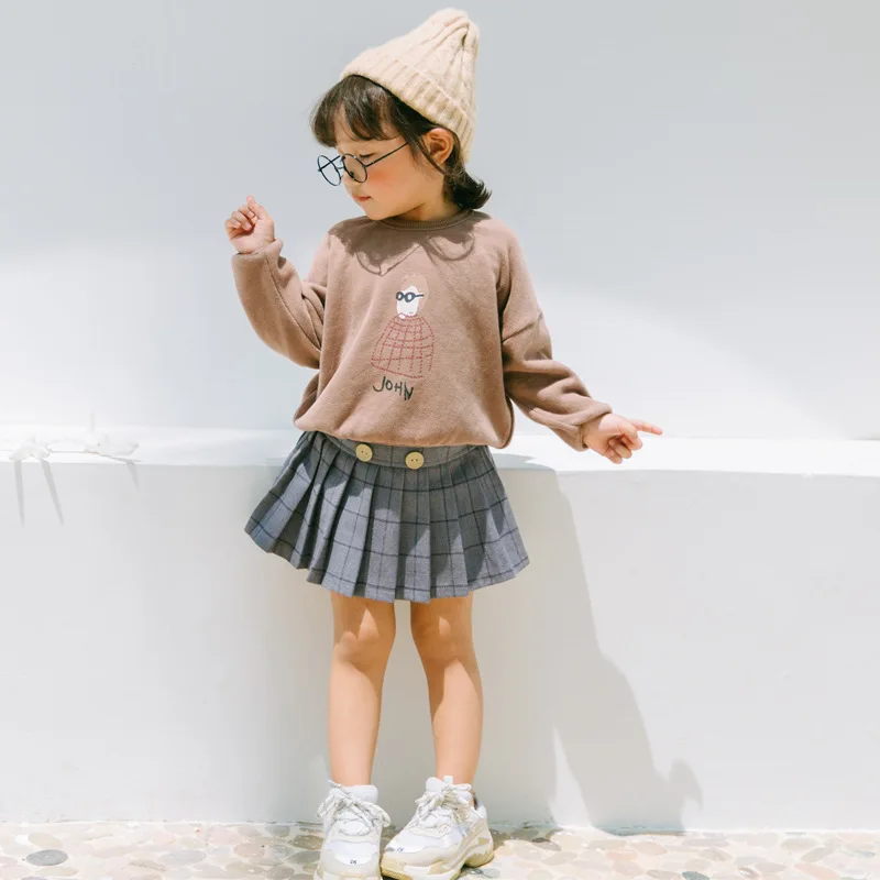 saia plissada criança