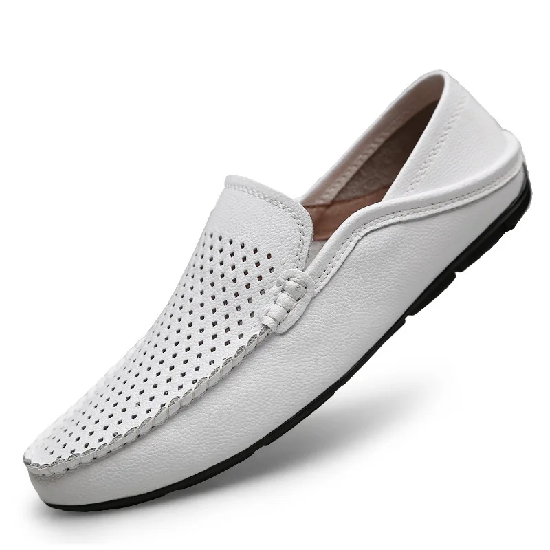 QFFAZ Men Casual Shoes Fashion Men Shoes Leather Men Loafers Moccasins Slip On Men's Flats Loafers Male Shoes - Цвет: White Breathable